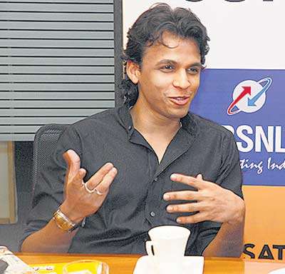 <STRONG>Abhijeet Sawant&nbsp;<BR><EM>Indian Idol</EM></STRONG>