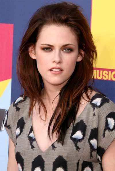Kristen Stewart has said that her fame is taking a toll on her poor feet