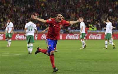 David Villa celebrates his goal against Portugal