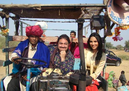 A still from <i>Chalo Dilli</i>