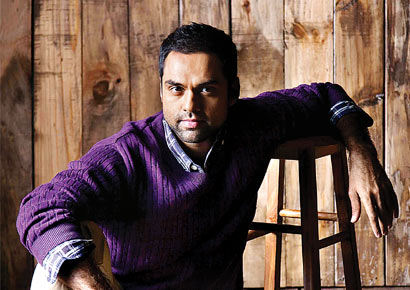 Neha+dhupia+kissing+abhay+deol