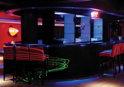 Food review: Bangalore's Black & Red Lounge Bar - Lifestyle - DNA