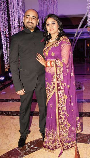 Celebs sizzle at Sunidhi Chauhan's wedding reception - Entertainment - DNA