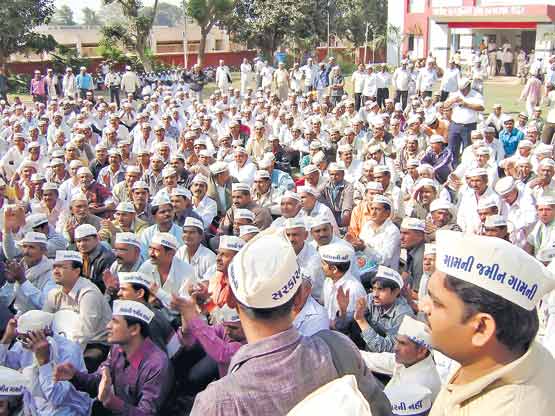 Maha Gujarat Movement Seeds of a separate state
It's hard to believe that a huge movement for a separate state was triggered by a small incident. However, this is what happened in the case of the Maha Gujarat Movement aimed at a separate Gujarati speaking state.
According to the autobiography of Maha Gujarat Movement leader Indulal Yagnik, popularly known as Induchacha, Bombay state chief minister BG Kher and the then home minister Morarji Desai visited Dang in May 1949 and stated that the language of people of that tribal area was Marathi. It created a huge uproar among the Gujarati speaking people of the then Bombay state. Yagnik and others visited Dang area on a fact-finding mission.
As mentioned in the autobiography, Dang was not well connected and there was hardly any information about the province except on Gujarati traders' timber business. This link helped Yagnik and others in gathering information about the tribal area.
Moreover, Gujarati Sabha also formed a committee comprising painter Ravishankar Raval, Pandit Omkarnath, Professor Yashwant Shukla, renowned linguist Madhusudan Modi and others to get in-depth details about history, culture, art, customs and language of people of Dang.
Moreover, the sabha also started agitating about the state government's statement to create awareness among people. "With this agitation, the people of Gujarat were suddenly awakened and the idea of Maha Gujarat started springing up in their hearts," Yagnik noted in his autobiography. This idea was realised 11 years later in 1960, when Gujarat was founded on the basis of its language and Dang was part of it. However, the movement for separate state from Bombay was not a cakewalk for the Gujaratis. Hundreds of people laid down their lives and thousands were injured because of police brutality during the 226-day agitation. Indulal Yagnik, Ravishankar Maharaj, Ashok Bhatt, Brahmkumar Bhatt, Prabodh Raval, Harihar Khambholja and other firebrand leaders organised a number of public meetings demanding a separate Gujarat.
One of the leaders of the Maha Gujarat Movement, Budhdhiben Dhuv, went to jail with some other activists during the movement.
"Our leader, Indulal Yagnik, called a meeting of women volunteers and asked us to launch a 'Jail Bharo Andolan'," she said. "Our team of volunteers included late Ranjanben Dalal and Shardaben Bhatt (mother of late Ashok Bhatt, former speaker of the Gujarat assembly). I travelled to different places and villages right up to Mahesana. We talked to women along the way and asked them to join the movement. Finally, we were arrested and put in jail for 21 days. During the movement, the atmosphere used to be very charged and every Gujarati wanted to have a separate state," she said.
(Jitendra Dave & Kinjal Desai/DNA)