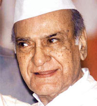 AK Hangal