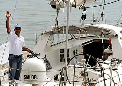 Lt commander Abhilash Tomy, who set off from Gateway of India on Thursday, won�t take help from any of the ports that fall along the way