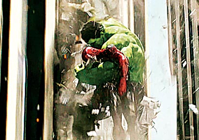 The <i>Avengers</i>' trailer gave away the crucial scene where the Hulk catches Iron Man falling from the sky.