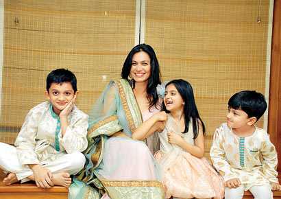 Maria Goretti with kids Zeke Zidaan and Zene Zoe and designer
Payal Singhal's son Sumehr