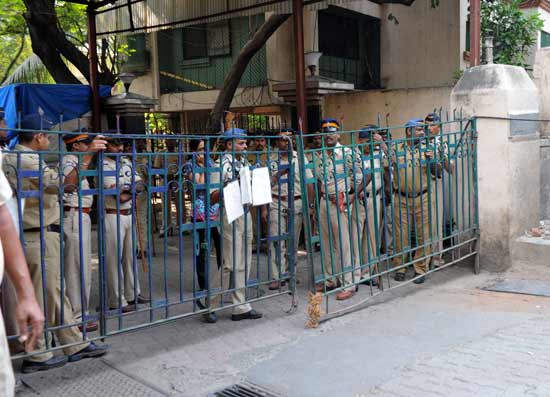 Images of matoshree bal thackeray house Images of matoshree bal thackeray house