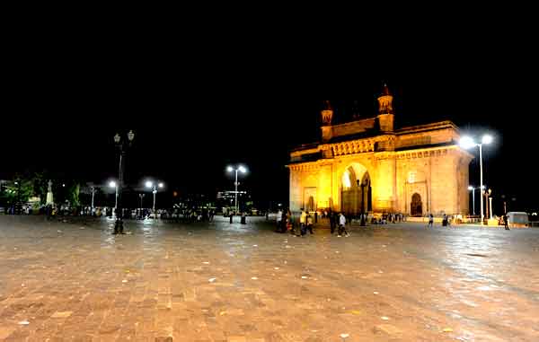 Deserted looks Gateway of India on Saturday