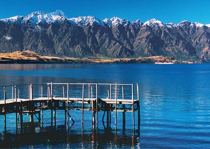 A view of Lake Wakatipu near Queenstown