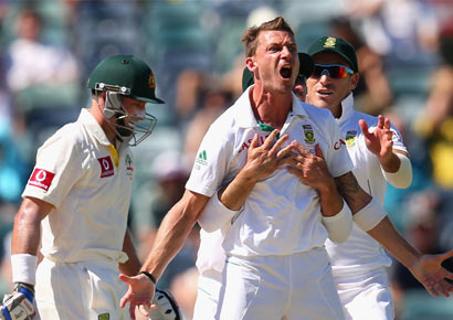 Dale Steyn of South Africa celebrates dismissing Michael Hussey of Australia during day four of the Third Test Match between Australia and South Africa at WACA