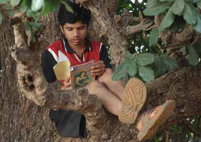A still from the film <i>Balak Palak</i>