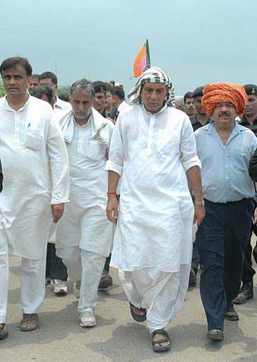 The party probably had little choice except to fall back on Singh’s non-controversial image and a high degree of acceptability among rival groups in the organization.
Singh has again been brought back by the party as chief just three days after the Congress elevated AICC general secretary Rahul Gandhi as Vice President.