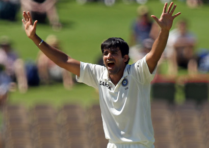 Zaheer Khan appeals to dismiss David Warner of Australia during a Test tie between Australia and India at Adelaide Oval on January 24, 2012.