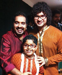 Shankar Mahadevan's two sons Siddharth (18) and Shivam (11). Shankar Mahadevan's two sons Siddharth (18) and Shivam (11).