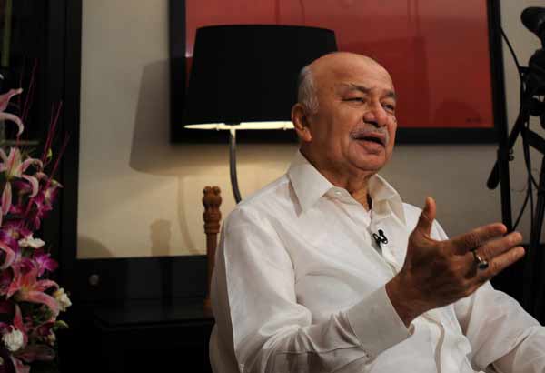 Promise of a separate state of Telangana
In December 2012, Sushilkumar Shinde announced that a decision on the Telangana stalemate would be taken within a month. This put the Government in a tough position.
It has been months since that statement was made and there solution is still no seen to the issue.
The promise made seems unfulfilled.
(DNA)