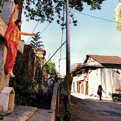A shrine at Chapel Road, Bandra