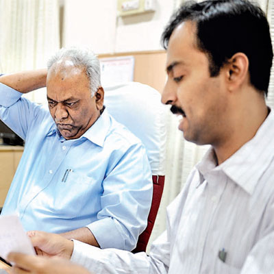 Siddaiah BBMP commissioner and  R Vishal, additional election commissioner at a press confernce in Bangalore on March 3, 2013.