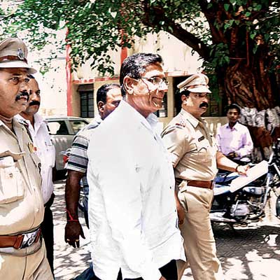 Muscle power: Ex-MLA assaults 2 civic officials, o