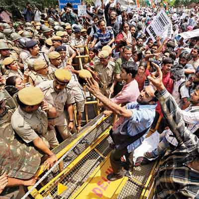 As Delhiites vent their anger against an 'inadequate' police.