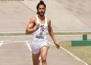 Farhan Akhtar looks the part in trailer of Bhaag Milkha Bhaag