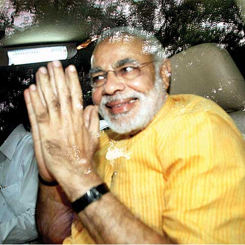 Narendra Modi targeted again; Congress, CPM say relief trip for ...