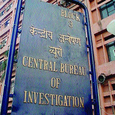 Govt to form judges' panel to oversee CBI investigations