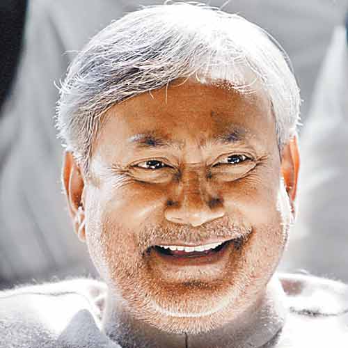 Nitish Kumar condemns blasts, seeks CISF security for temple ...