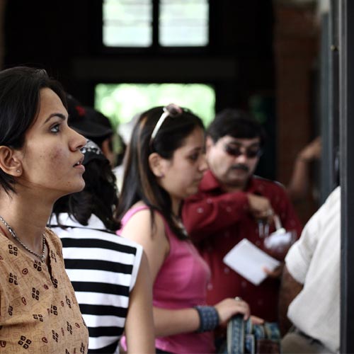 Petitions challenging semester system in DU dismissed - India - DNA Petitions challenging semester system in DU dismissed - India - DNA