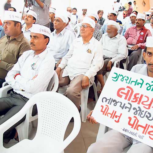 Government's lack of co-operation was a known thing and in that case, he (Mehta) should have resigned earlier'.