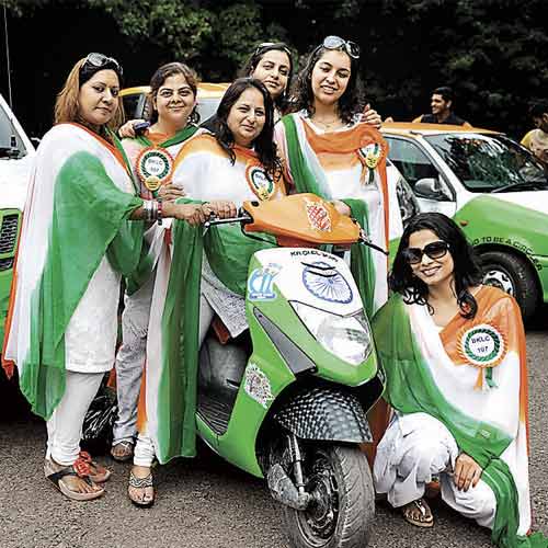 Members of Ladies Circle India participate in the Freedom Drive signature campaign at Cubbon Park on Thursday morning.