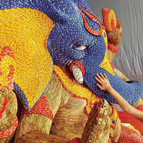A huge Ganpati idol made of 32,000 pencils in Malad.