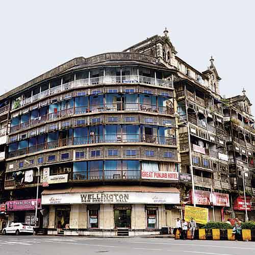 Jer Mahal building, opposite Metro cinema in South Mumbai, is a century-old building.