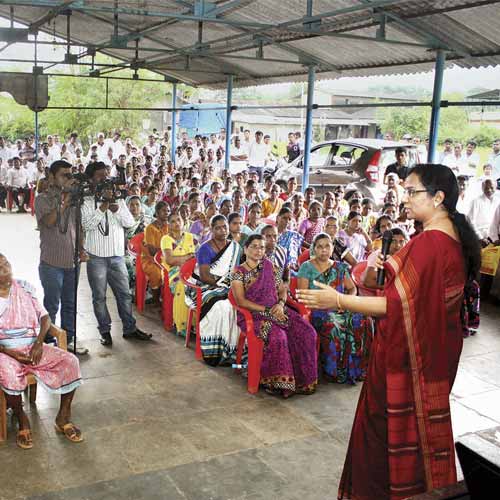 V Radha interacts with villagers of Chinchpada