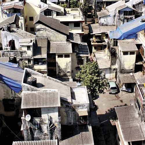 Several buildings, especially the JN-type constructed by Cidco, are in bad shape today, with cases of plaster collapse becoming a norm.