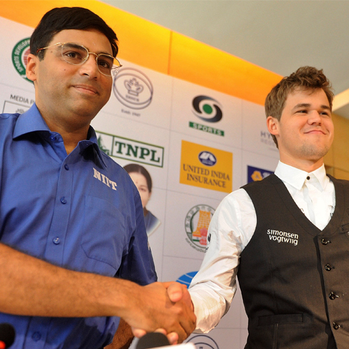 Viswanathan Anand shakes hands with Magnus Carlsen
