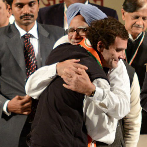 Manmohan Singh making way for Rahul Gandhi, with a sting in the ...