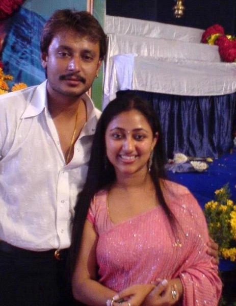 Kannada Actor Darshan Again In Trouble For Verbally Abusing Wife ...