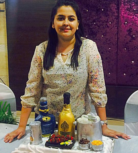 Pune The woman behind the famous 'Paithani' saree cake