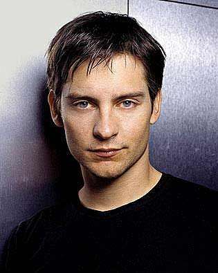 Tobey Maguire names son Otis Tobias - 315 x 395 jpeg 17kB