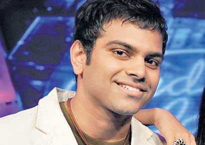 Barely a few months after he was crowned Indian Idol 5, Sreeram Chandra has bagged his first major international assignment. - 1471351