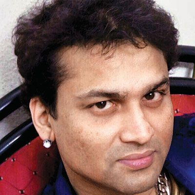 <b>...</b> has threatened noted Assamese singer <b>Zubeen Garg</b> with dire consequences <b>...</b> - 1824278