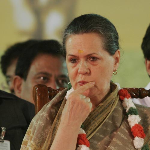 Sonia, BJP pitch for suspended IAS officer Durga Shakti Nagpal.