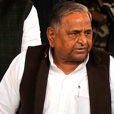 Defending NRHM scam accused Babu Singh Kushwaha, Samajwadi Party supremo Mulayam Singh Yadav today said he was &quot;innocent&quot; and sought support for his wife ... - 234224-mulayamsingh