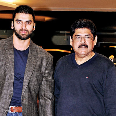 Pankaj Dheer directs son Nikitin Dheer in Fear Files - 400 x 400 jpeg 48kB