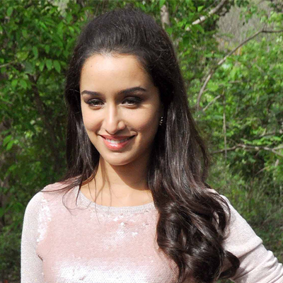 http://static.dnaindia.com/sites/default/files/2014/07/19/251966-shraddha.jpg