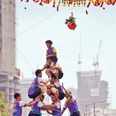 20 injured during Dahi Handi festival, one serious with ... - 400 x 400 jpeg 66kB