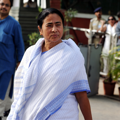 Singapore to set up business centre in Kolkata, Mamata Banerjee.