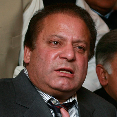 Pakistan Prime Minister Nawaz Sharif, battered in his country after the recent protests by Imran Khan and Tahir-ul-Qadri, took the Kashmir issue​ to the ... - 270674-nawaz-sharif